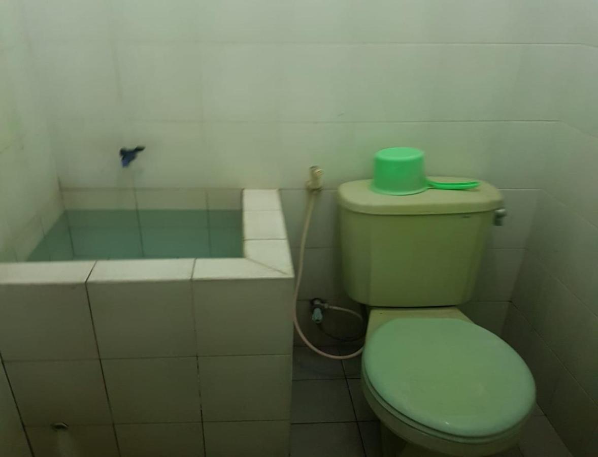 Hotel Mulia Lawean Екстериор снимка